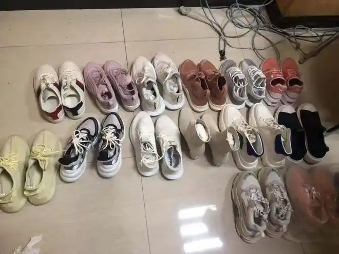 男子专偷女鞋满足私欲,落网后自称"很变态"|鞋子_网易订阅