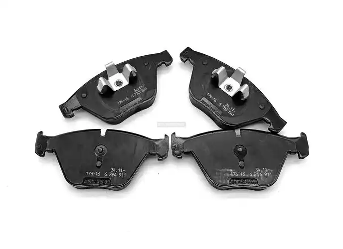 适用宝马530llx1x3x5前轮后轮刹车片刹车片