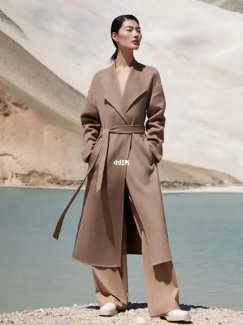 大衣界的经典氛围歌莉娅羊绒