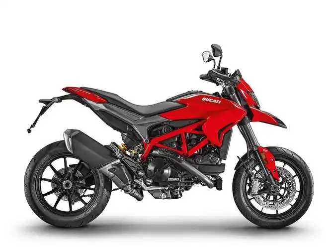 6. 杜卡迪939年hypermotard