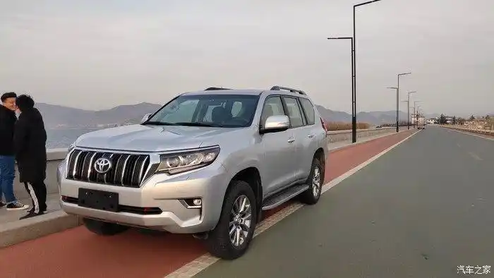 致敬经典——一汽丰田3.5普拉多银色txl用车感受