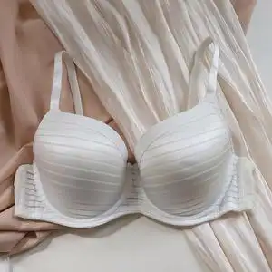 f杯文胸全罩杯