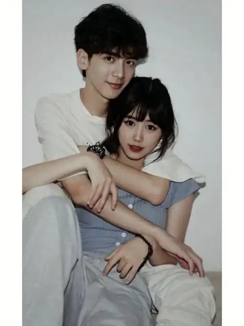 其实我是王嘉尔圈外女友