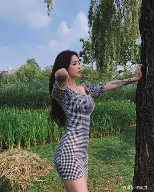 好身材不能被衣服遮住像潜水服的上衣,好身材的女生穿衣服就是任性好