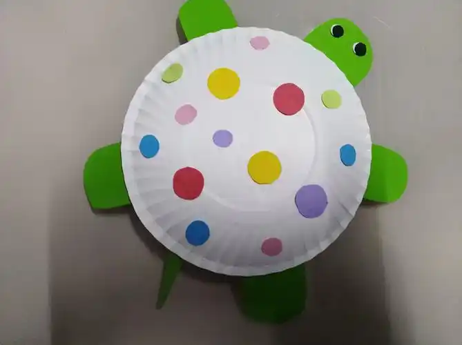 郭屯中心幼儿园《手工小制作——乌龟》