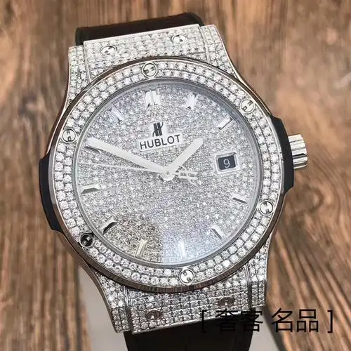 hublot宇舶经典融合系列精钢后镶满天星钻石自动机械男表