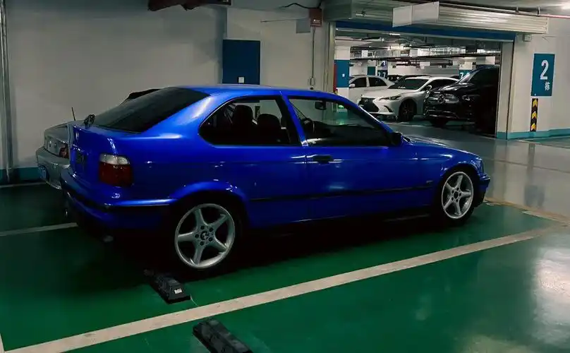 宝马e36,魅力绽放的第三代经典_宝马3系社区_易车社区