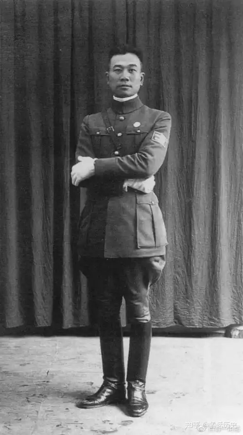 "女谍"之恋:一个国民党将领的乱世传奇 - 知乎