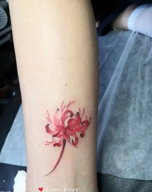 彼岸花纹身图片_脚部欧美写实纹身图案