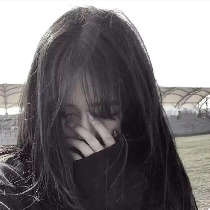 超丧系真人滤镜女生头像