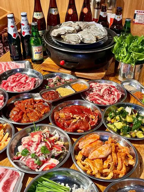 吃烤肉还得是东北烤肉,这家牛肋条香迷糊了