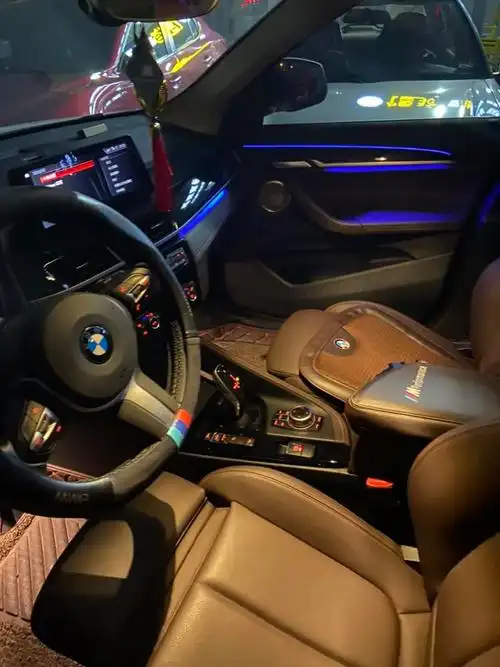 大家都是用的哪条氛围灯啊_宝马x1车友圈_懂车帝