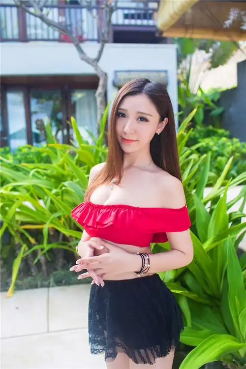 美艳如花淼淼风情万种初熟(组图)