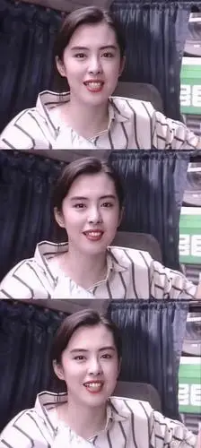 王祖贤隐退近二十年晒照颜值依然在线做个有钱的富婆真的好快乐