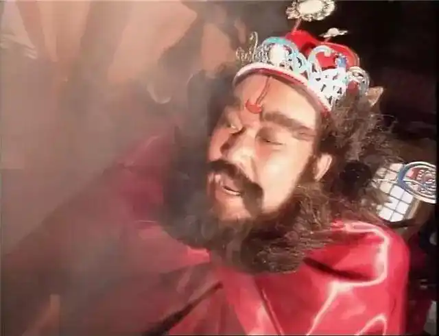 2,《天师钟馗》:算起来有两部,第一部是新加坡版,第二部是台湾省版