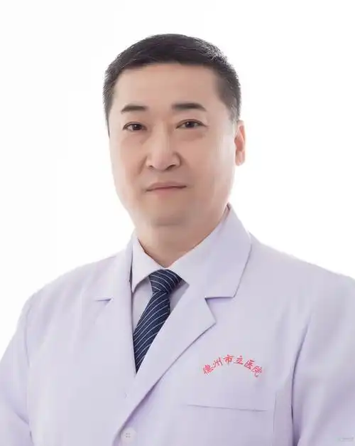 耳鼻喉科主任 曾在上海长海医院,长沙湘雅医院,山大二院耳鼻喉科学习