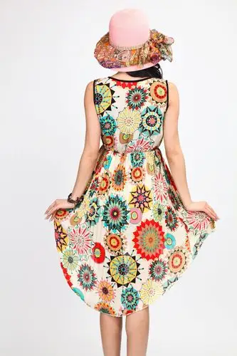 2013夏新款韩版 复古碎花连衣裙 吊带连衣裙 长裙子厂家直销图片_31