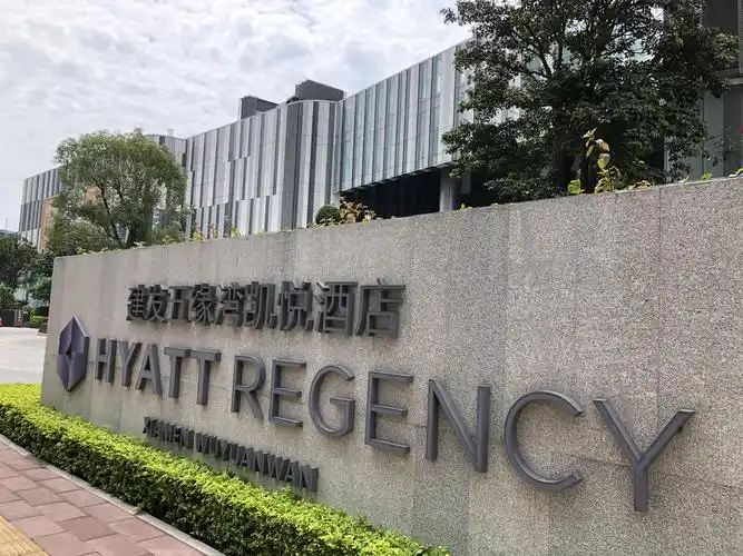 初夏,在建发五缘湾凯悦酒店与美丽的海滨城市相遇