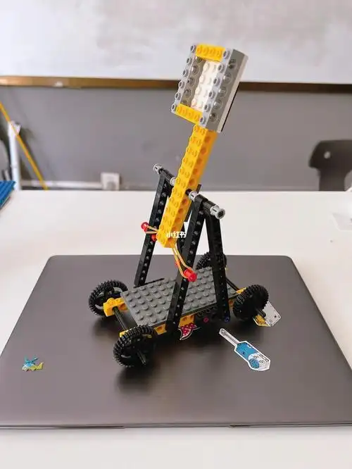 乐高小颗粒投石车