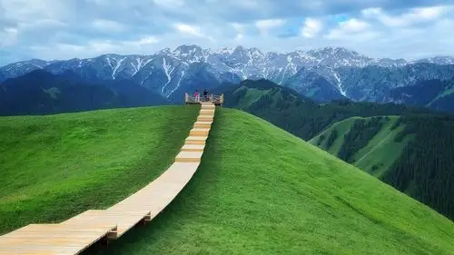 伊犁旅游图片,伊犁自助游图片,伊犁旅游景点照片 - 马蜂窝图库 - 马