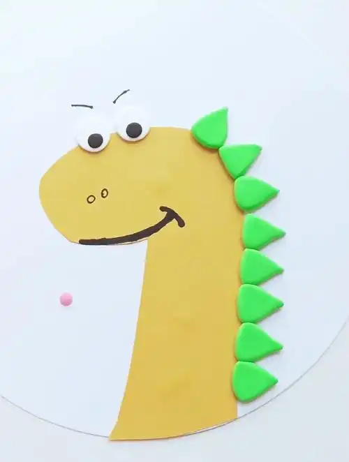 超简单的亲子手工《小恐龙》创意黏土浮雕画-度小视