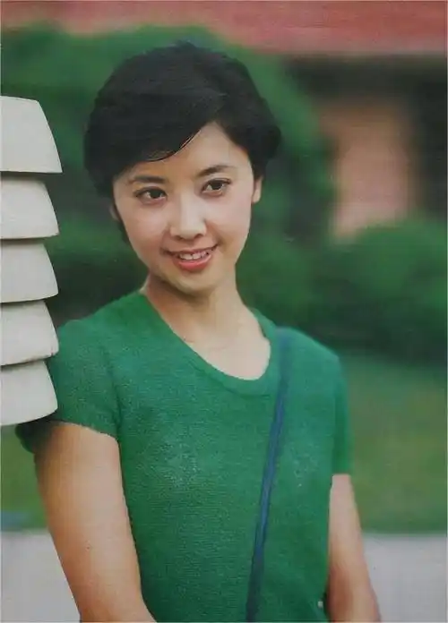 这一次,70岁的朱琳,让世界刮目相看_丈夫_时候_工作