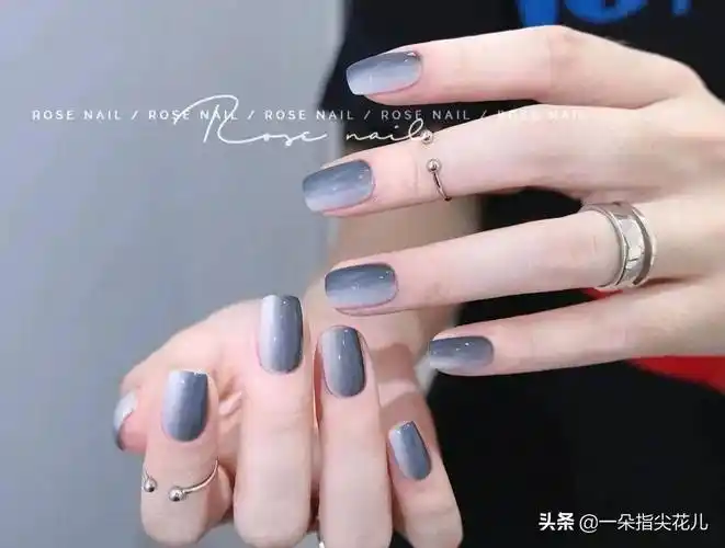 分享10款短指甲双色渐变美甲款式,款式太美,一定要试试_图片_网络