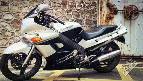 【川崎摩托】zzr250,忍痛出手,感兴趣的来!长篇幅,多图