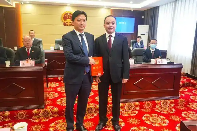 南部人张全杰同志任职阆中市副市长!