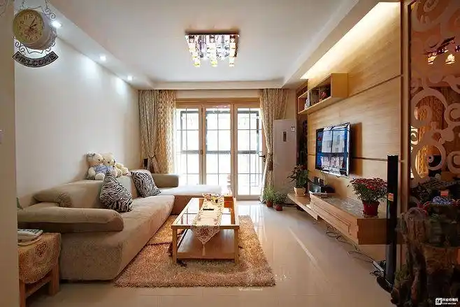 简约两室两厅客厅吊顶装修设计图片