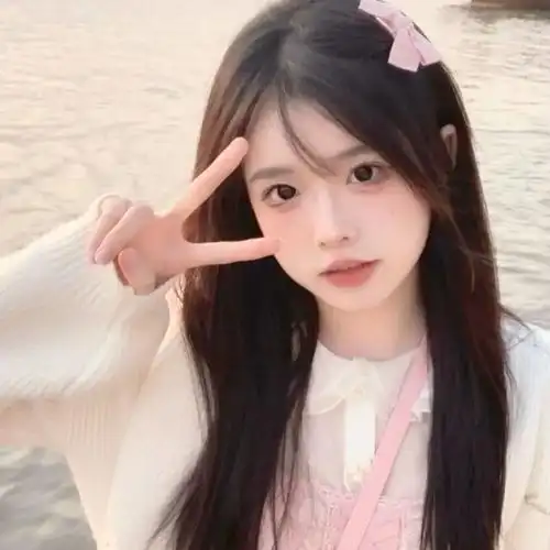 粉色系又甜又仙招桃花的女生头像