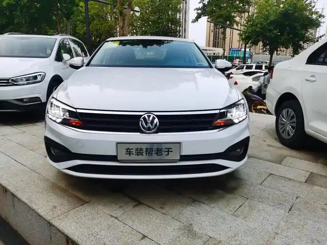 凌渡2021款230tsi dsg风尚版