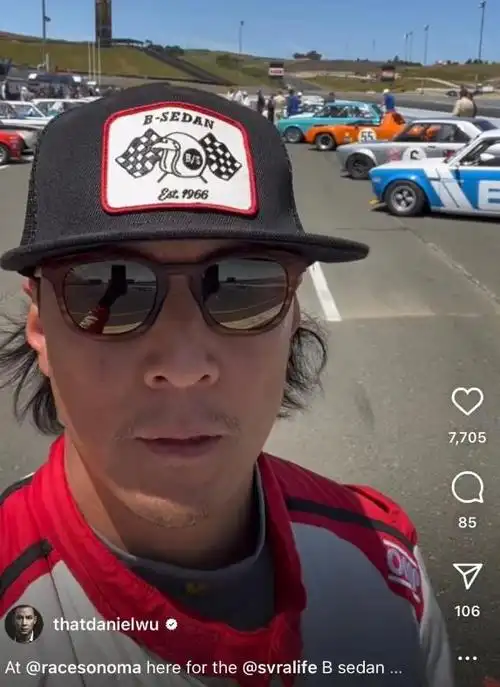 48岁吴彦祖颜值回春本人瘦削帅气棱角分明和自拍相差甚远