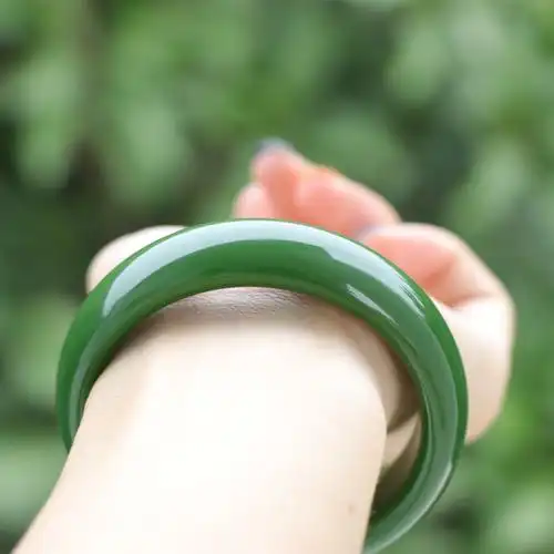 名木轩新疆碧玉手镯女款和田玉镯子菠菜绿玉石老坑扁圆形女款手镯