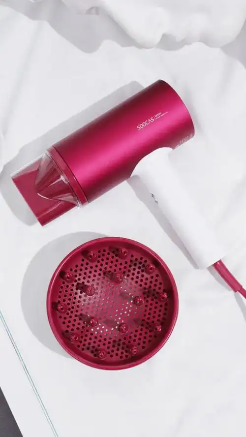 好看有好货干得快颜值高这个负离子吹风机值得种草哦