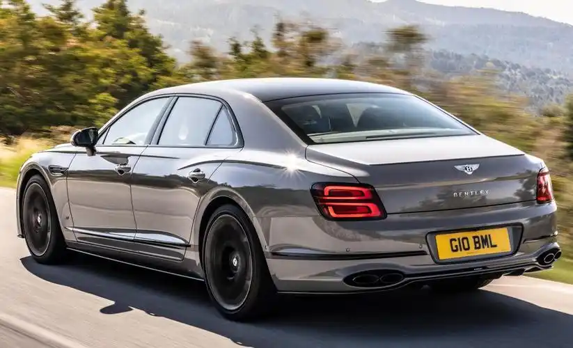 宾利飞驰:新款s车型卖317万,配v8双涡轮发动机实力如何?_太平洋号