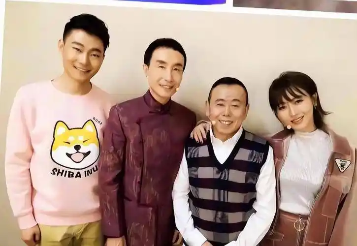 巩汉林的儿媳妇黄一惠晒照,网友称赞巩汉林的儿媳妇气质好相貌好_巩