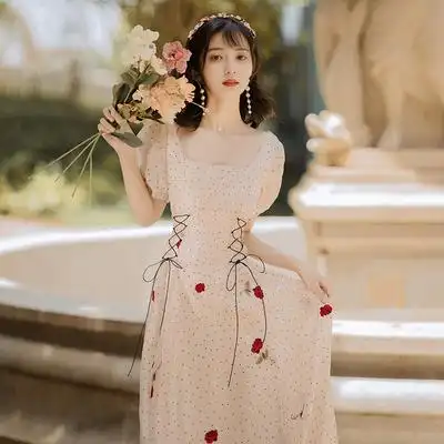 法式复古波点雪纺连衣裙女夏收腰气质女神范森系甜美碎花仙女长裙