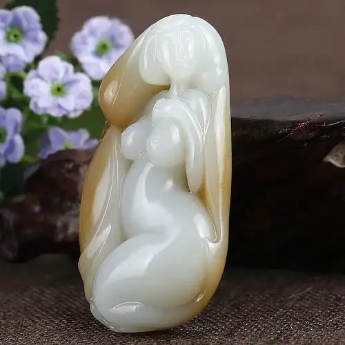 省级玉雕大师文军作品 和田玉糖白玉裸女把件113.66克