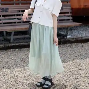 豆绿色半身裙a字价格