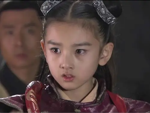 记得《宝莲灯》里的小哪吒吗?张柏芝和刘亦菲的合体简直美炸了