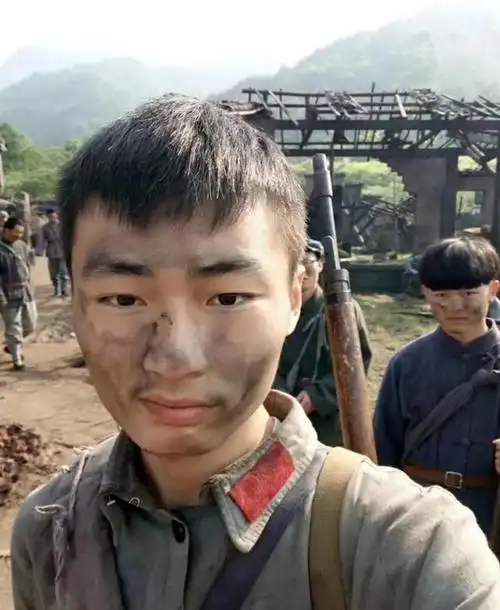 我们的979真的号响,千万的军队已经来到了这个城市,在那里将会有一次