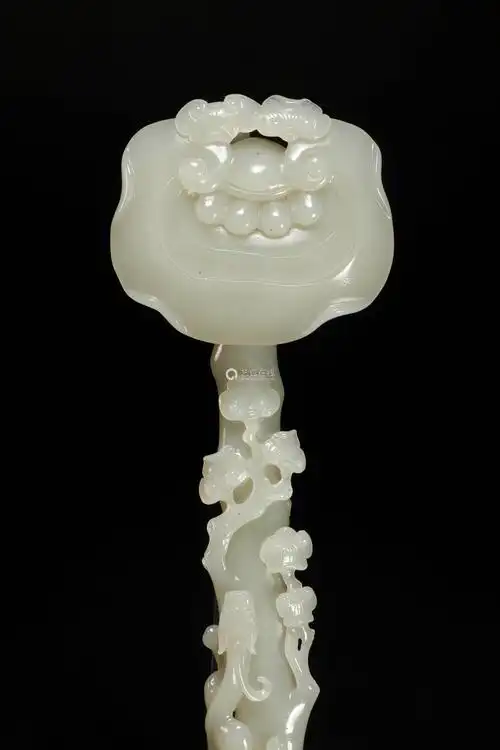 清代和田玉玉如意