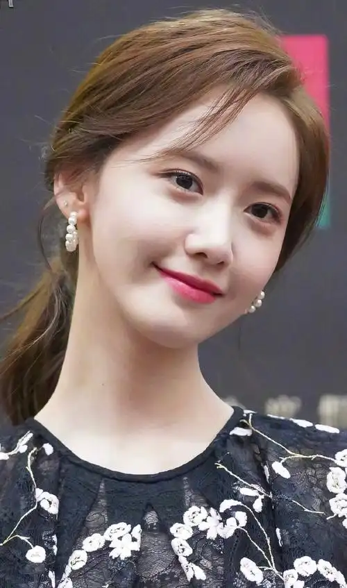 韩国国民女神林允儿未修图也这么美