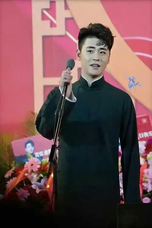 德云社相声演员张云雷