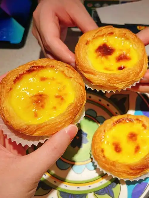 传说中的澳门玛嘉烈蛋挞真的很香很烫嘴06