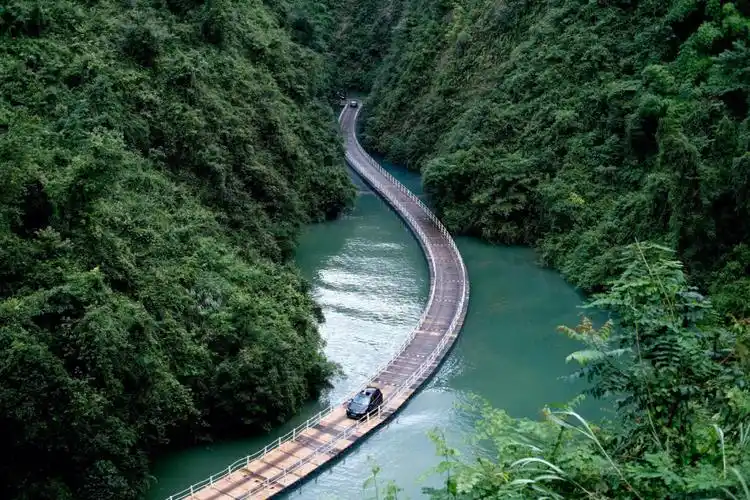 湖北恩施狮子关还是很值得一去的,整个景点照片随手原图直出路程也很