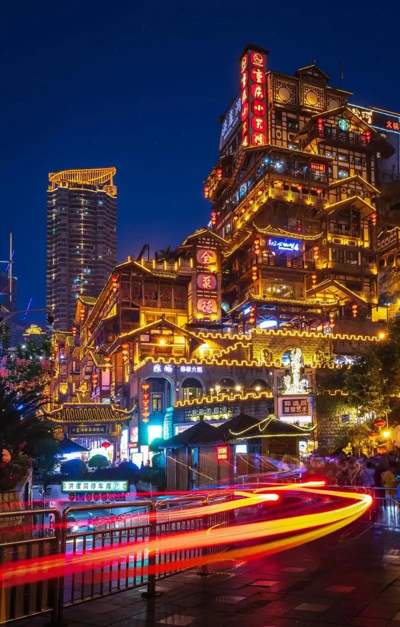 洪崖洞景区 张坤琨 摄05"爱尚重庆61赏夜色"系列活动将聚焦重庆夜