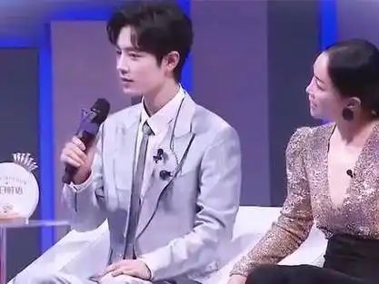 注意他说的这句话,那英都磕到了!|肖战|杨紫|情歌_新浪新闻