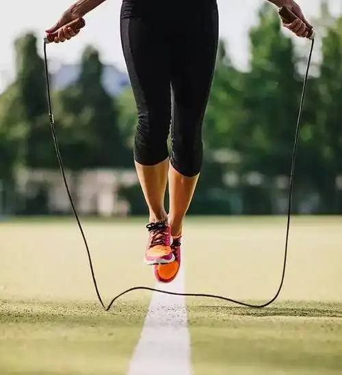 很多人都会给自己合理的安排一些运动,比如跑步,骑行,健身等.